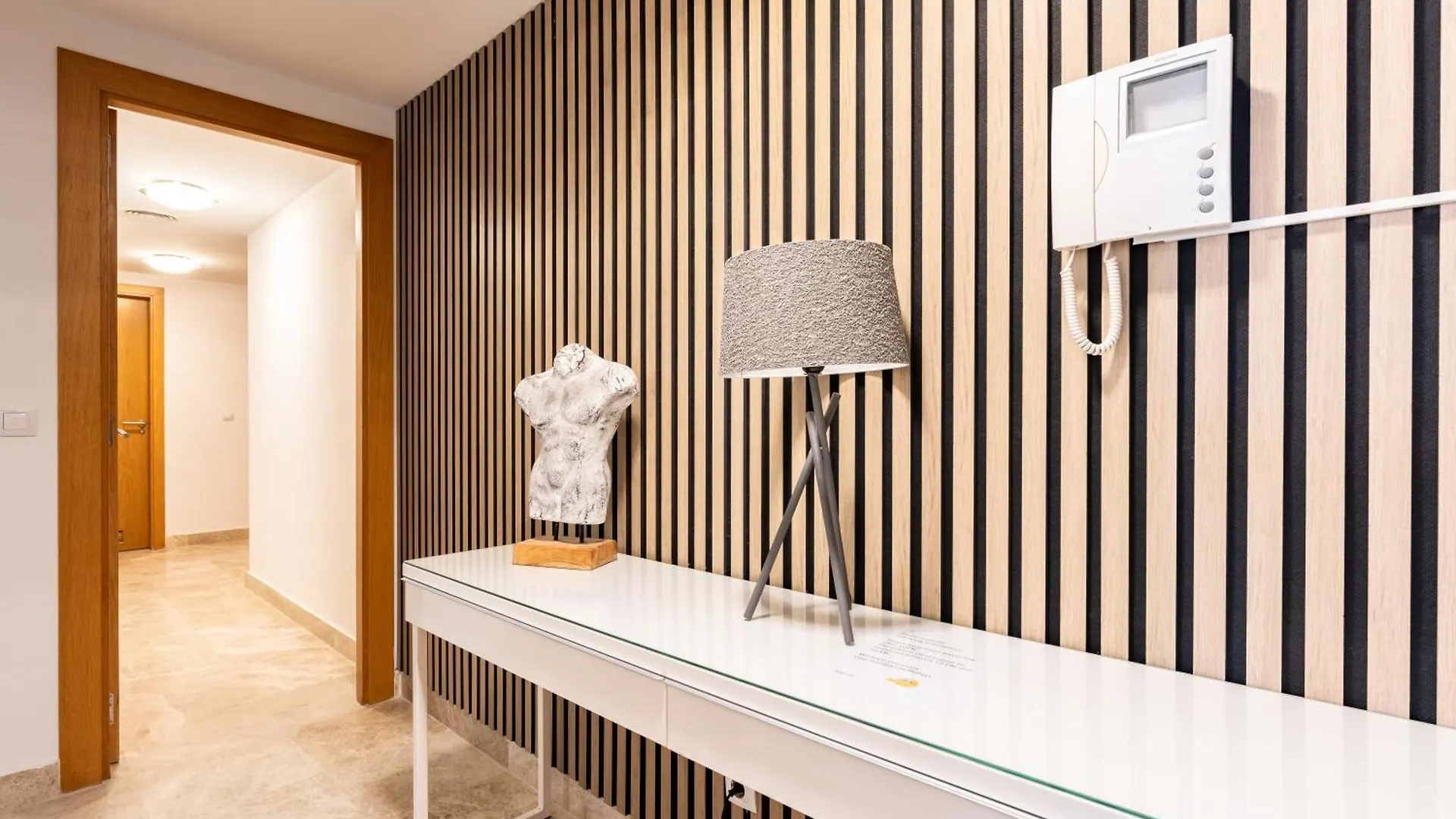 Apartment Maria Zambrano City Center & Parking Malaga